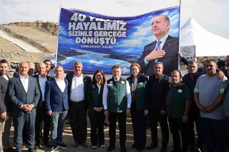 Tarım ve Orman Bakanı İbrahim Yumaklı ve diğer katılımcılar