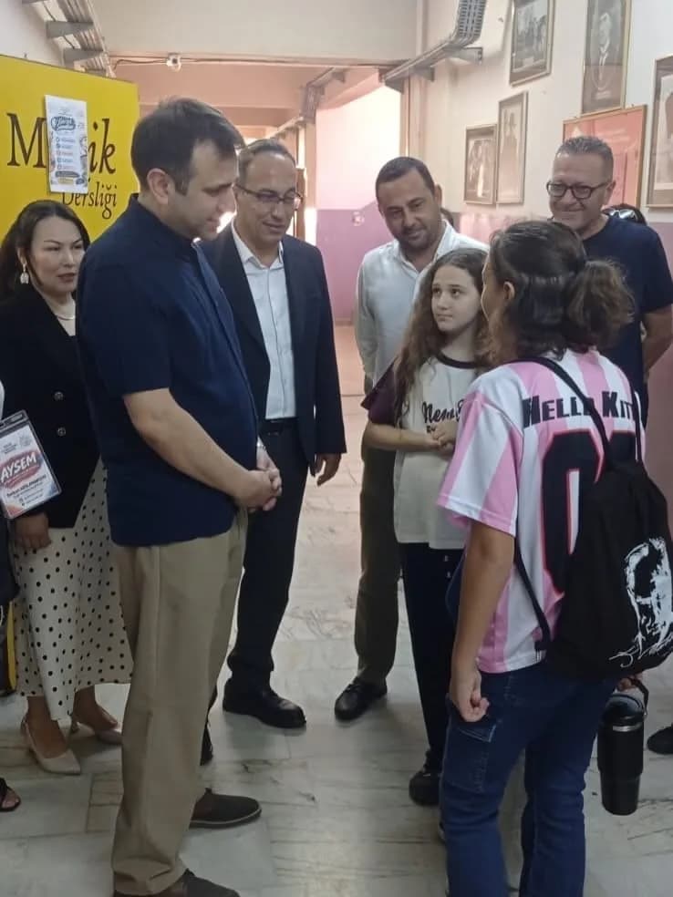 Aydın İl Millî Eğitim Müdürlüğü bünyesinde hayata geçirilen Aydın Sanat Eğitim Modeli (AYSEM) kapsamında Efeler'de düzen