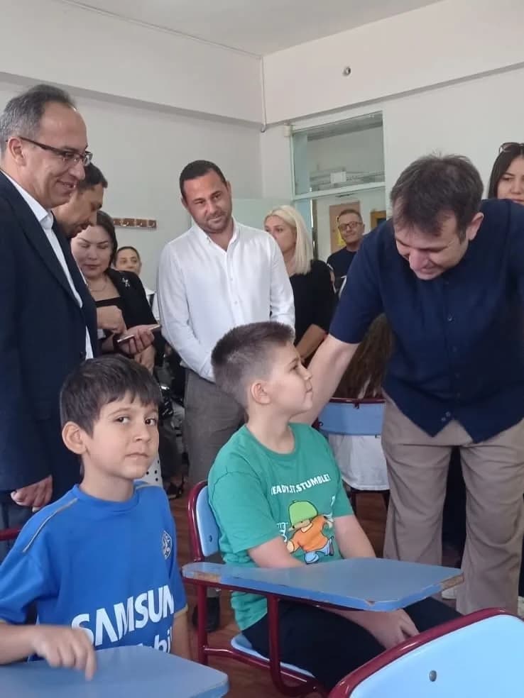 Aydın İl Millî Eğitim Müdürlüğü bünyesinde hayata geçirilen Aydın Sanat Eğitim Modeli (AYSEM) kapsamında Efeler'de düzen