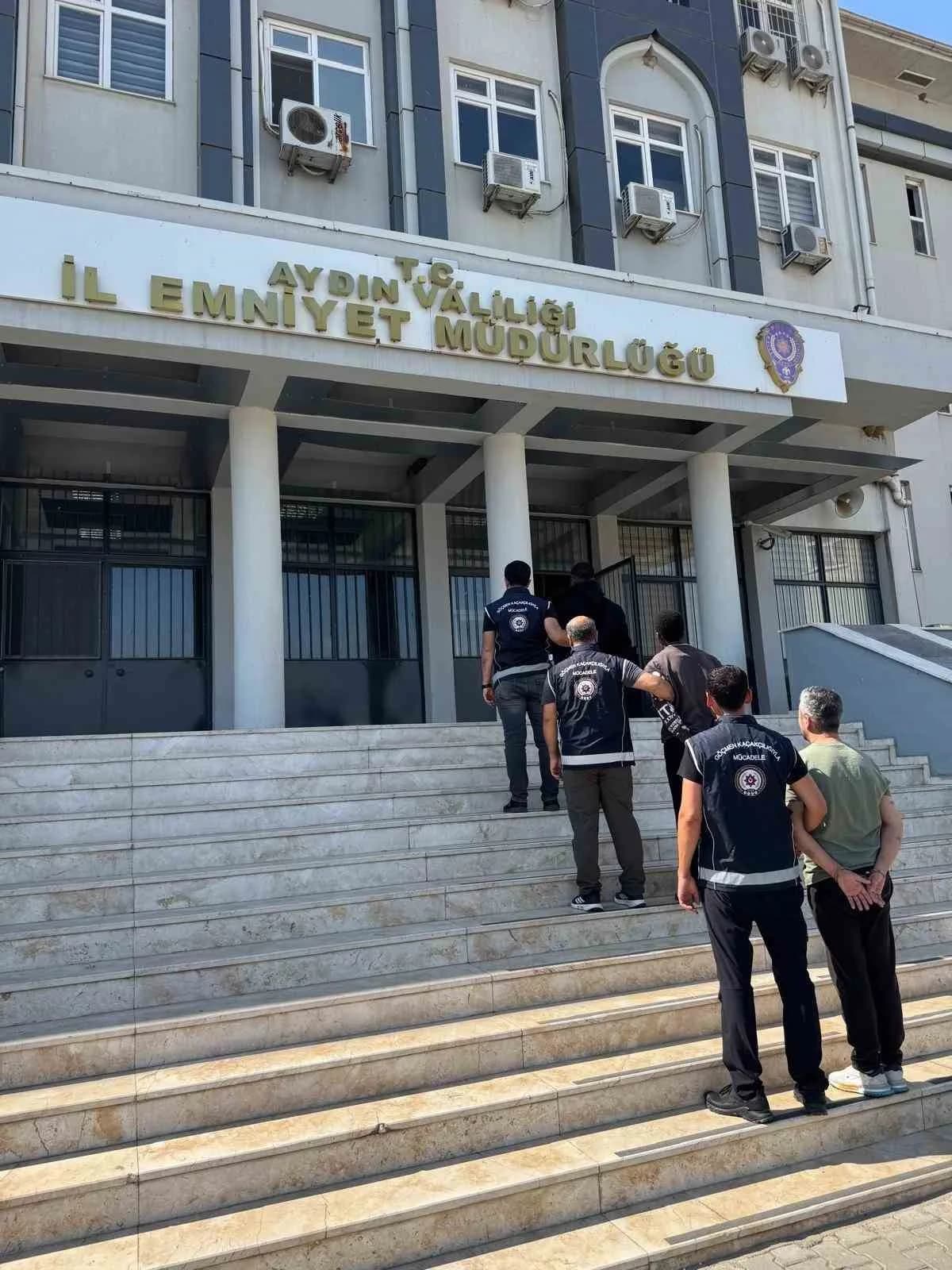 Aydın’ın Efeler ilçesinde Göçmen kaçakçılığının önlenmesine yönelik gerçekleştirilen çalışmada, bir ikamet ve araçta 31