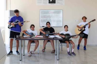 Efeler’de müzik akademisi kursları başlıyor