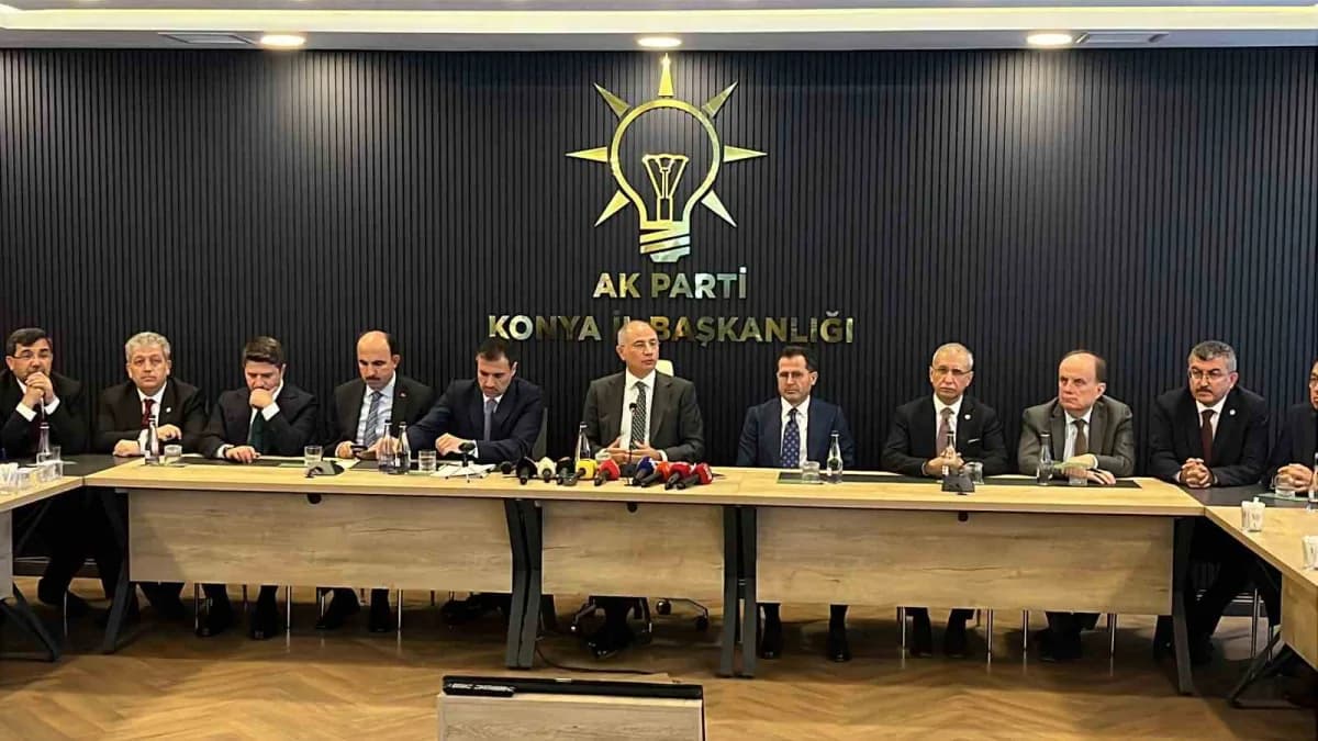 AK Parti Genel Başkan Vekili Efkan Ala Türkiye Yüzyılı Buluşmaları kapsamında Konya’ya geldi. AK Parti İl başkanlığını z