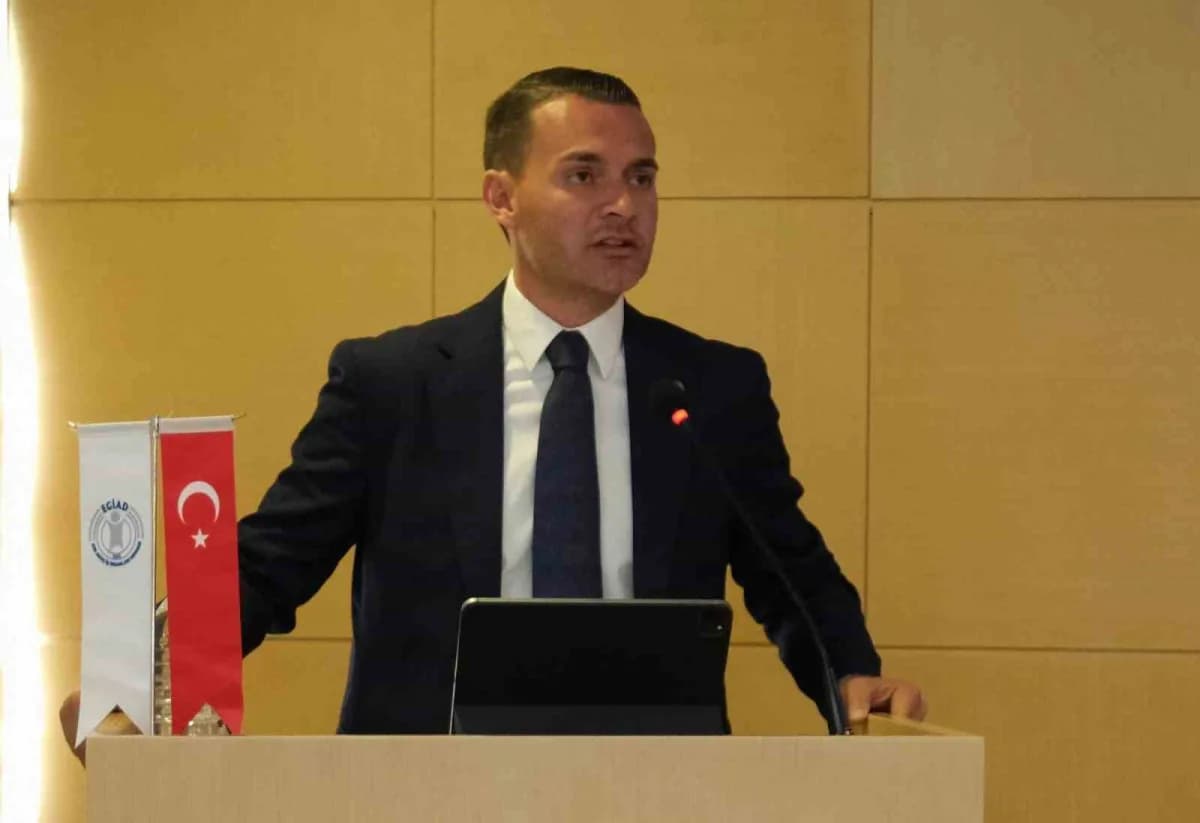 EGİAD Yönetim Kurulu Başkanı m. Kaan Özhelvacı