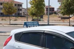 Konya Sürücü Kursları Derneği Başkanı Selman Ceylan açıklama yaparken