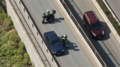 Kırıkkale'de dron destekli trafik denetimi sırasında ehliyetsiz sürücünün kaçış anı
