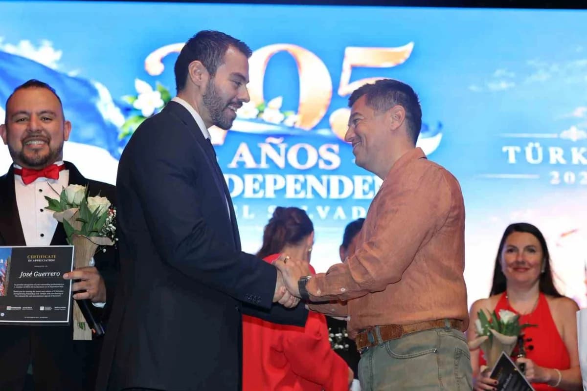 El Salvador’un müziği Marmaris’te yankılandı