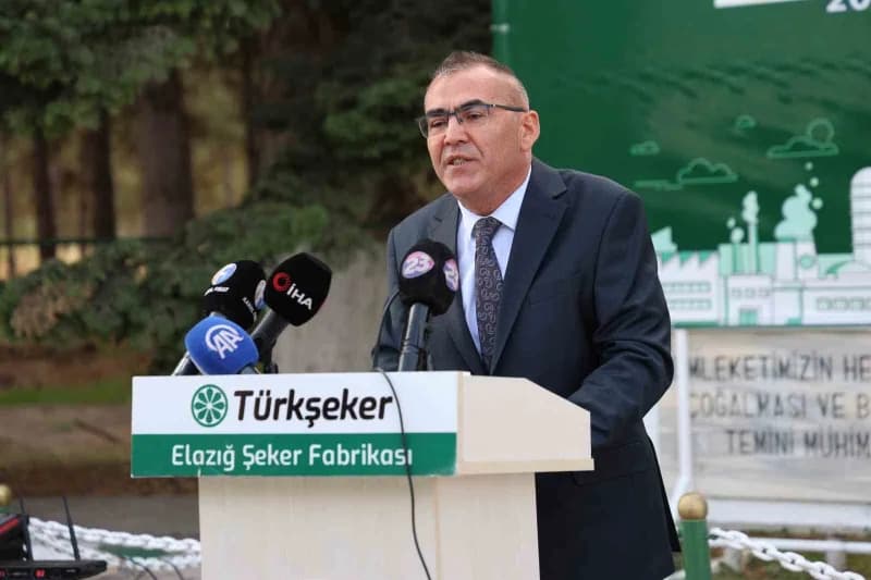 Türkşeker Elazığ Şeker Fabrikası, 2026-2027 Dönemi 71. Şeker Pancarı Alımı ve İşleme Kampanyası'nı düzenlenen törenle ba