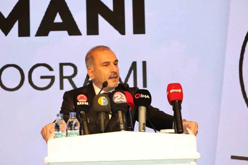 Elazığ Ticaret Sanayi Odası Başkanı ve Adayı İdris Alan tarafından özel bir otelde aday tanıtım lansmanı gerçekleştirild
