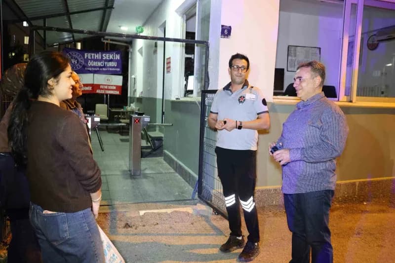İçişleri Bakanlığı koordinasyonunda 81 ilde eş zamanlı olarak başlatılan güvenlik uygulamaları kapsamında, Elazığ'da üni