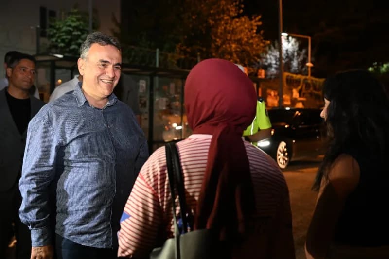 İçişleri Bakanlığı koordinasyonunda 81 ilde eş zamanlı olarak başlatılan güvenlik uygulamaları kapsamında, Elazığ'da üni