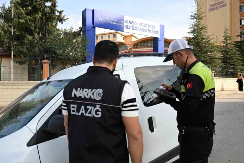 İçişleri Bakanlığı koordinasyonunda 81 ilde eş zamanlı olarak başlatılan güvenlik uygulamaları kapsamında, Elazığ'da üni