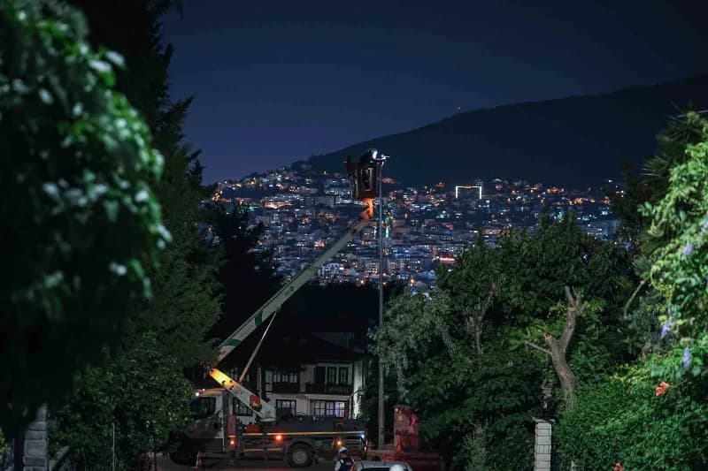 Güney Marmara’da 5 milyonun üzerinde nüfusa elektrik dağıtım hizmeti sunan UEDAŞ, Bursa, Balıkesir, Çanakkale ve Yalova’