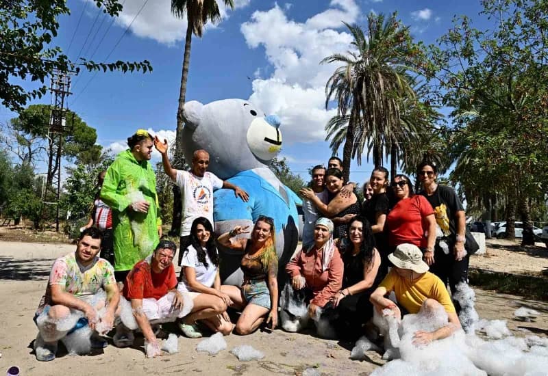 Antalya'da Muratpaşa Belediyesi Adalya Vakfı Engelsiz Kafe'nin Özel gereksinimli öğrencileri, yeni eğitim öğretim yılına