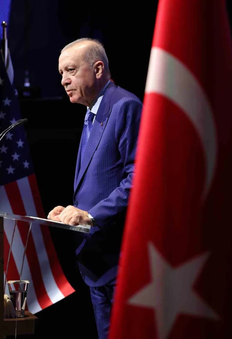 Cumhurbaşkanı Erdoğan: "Müslümanlardan entegre olmaları değil, asimile olmaları bekleniyor"
