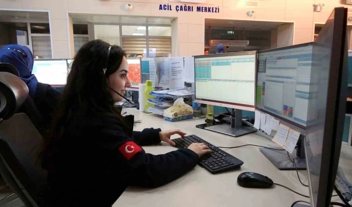 Erzincan 112 Acil Çağrı Merkezi Müdürü Metin Kuleli, 2026 yılının ocak-eylül döneminde merkeze 155 bin 572 Çağrı geldiği