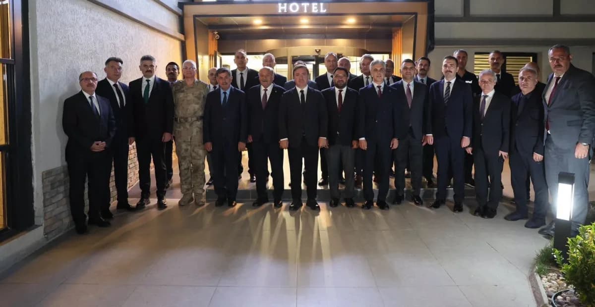 Erzincan İl Müftüsü İsmail Fakirullahoğlu için düzenlenen veda programından bir kare