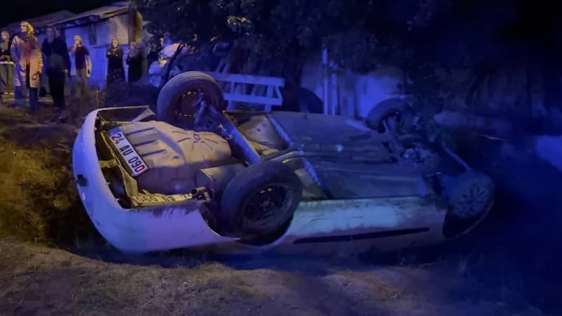 Erzincan-erzurum kara yolunun Akyazı mevkisinde otomobilin takla atması sonucu aynı araçta bulunan karı-koca yaralandı