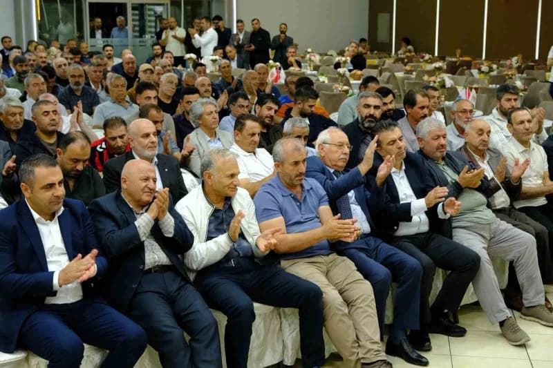 Erzincan Ticaret ve Sanayi Odası 5. Meslek Grubu Çalıştayı katılımcıları toplantı salonunda