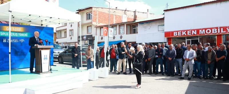 Erzurum Büyükşehir Belediyesi, Çat ilçesinde hayata geçen yatırımlarını düzenlediği törenle hizmete açtı.