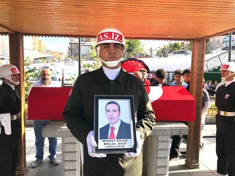 Erzurum, Aynı gün yaşamını yitiren Dokuz Eylül Üniversitesi Öğretim Üyesi Dr. Ayça Kübra Hızarcı ve Türkiye Harp Malulü
