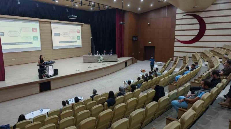 Erzurum Şehir Hastanesinde aynı gün üç bilimsel başarı