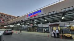 Eskişehir'de itfaiye ekipleri tarafından kapısı açılan evde baygın halde bulunan yaşlı çiftin sağlık ekipleri tarafından