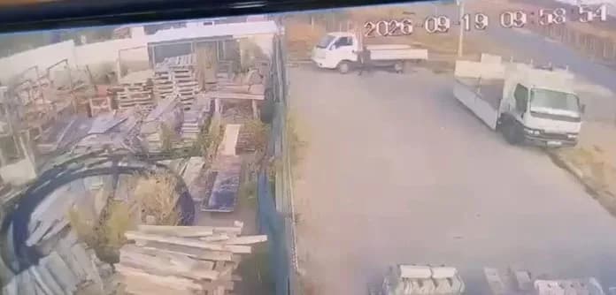 Eskişehir Odunpazarı'nda el frenini çekmeyen kamyonetin altında kalan sürücünün kaza yaptığı yer