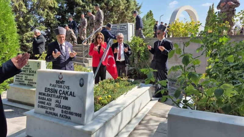 Eskişehir’de 19 Eylül Gaziler Günü dolayısıyla düzenlenen program kapsamında Gaziler ve şehit yakınları, Vişnelik Hava Ş