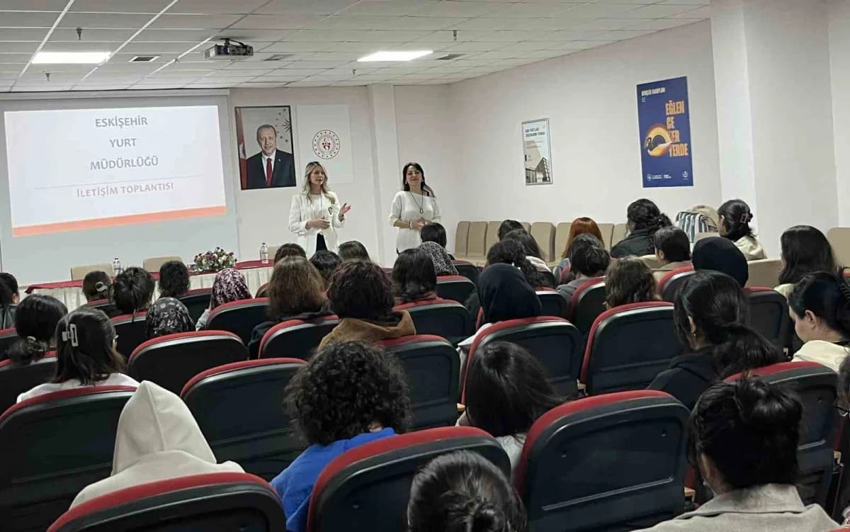 Gençlik ve Spor Bakanlığı (GSB) Eskişehir İl Müdürlüğü bünyesindeki yurtlara yeni yerleşen öğrenciler için bilgilendirme