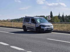 Eskişehir Çevre Yolu'nda tıra arkadan çarpan hafif ticari araç ve olay yeri