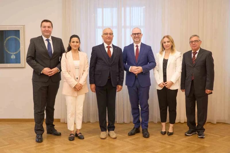 Eskişehir Büyükşehir Belediyesi heyeti, kardeş Şehir Linz Belediye Başkanı Dietmar Prammer’ın daveti üzerine Avusturya’y
