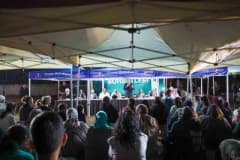 Düzce Belediye Başkanı Faruk Özlü, Akpınar Mahallesi sakinleriyle mahalle toplantısında konuşuyor