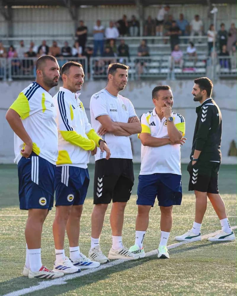 Fenerbahçe altyapı takımları, Darıca’da düzenlenen organizasyonda Darıca Kartalgücü Spor Kulübü ve Darıca Belediyesi Eği
