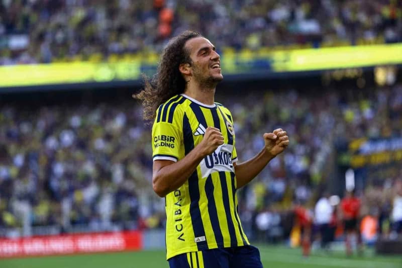 Trendyol Süper Lig’in 6. Haftasında Fenerbahçe, evinde Eyüpspor ile karşılaşıyor. Mücadelenin ilk yarısı sarı-lacivertli