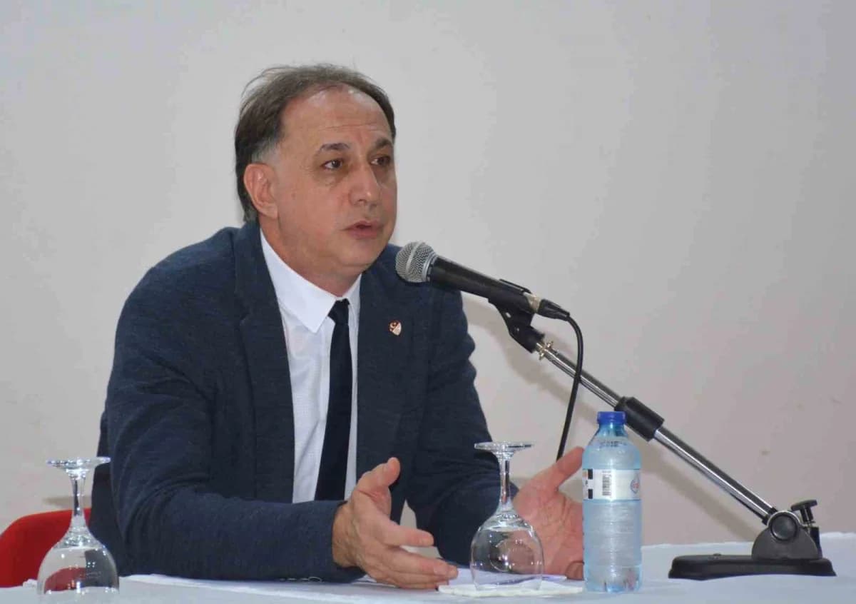 Ferhat Gündoğdu'nun gözaltına alınması sonrası futbol camiasından tepkiler