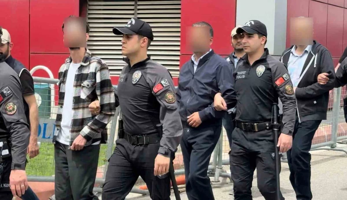 FETÖ’nün yeniden yapılanmasına yönelik davada nakıpoğlu'na beraat kararı