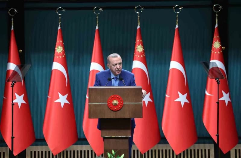 Cumhurbaşkanı Erdoğan, Cumhurbaşkanlığı Külliyesi'nde gerçekleştirilen Kabine Toplantısı sonrası açıklama yaptı.