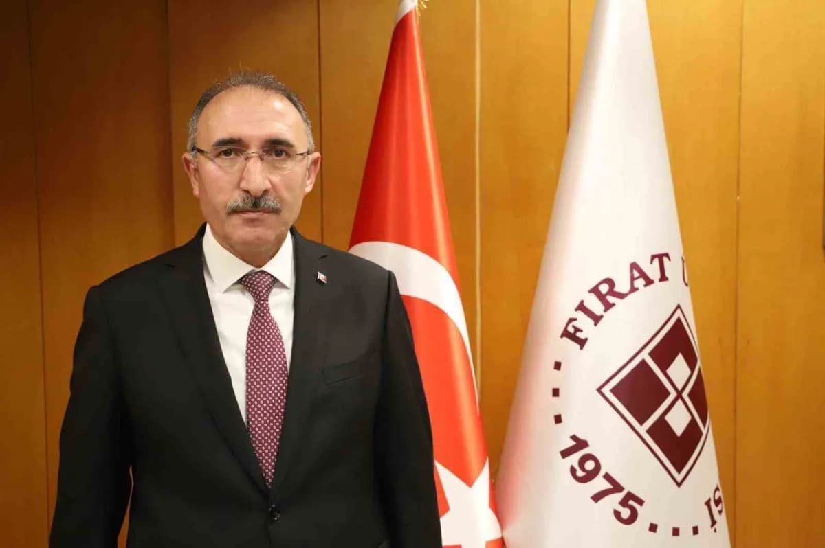 Fırat Üniversitesi Rektörü Prof. Dr. Fahrettin Göktaş, elde edilen başarıya ilişkin yaptığı değerlendirmede, "Fırat Üniv