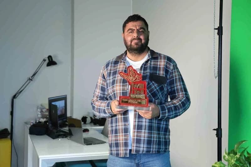 Yönetmen Mücahit Baydaş’ın imzası taşıyan “Fotosel” kısa filmi, İngiltere’deki ı Will Tell Uluslararası Film Festivali’n