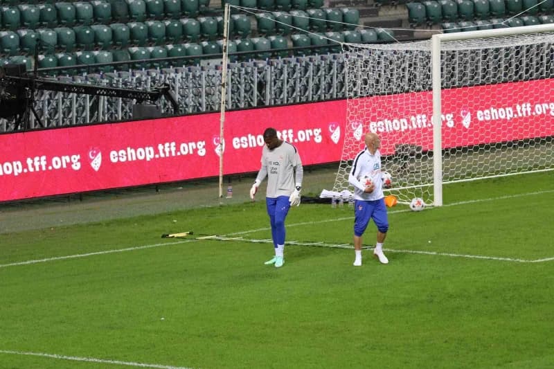 UEFA Uluslar a Ligi 1. Grup ilk maçında yarın a Milli Futbol Takımı ile karşılaşacak Fransa Milli Takımı, maç öncesi son
