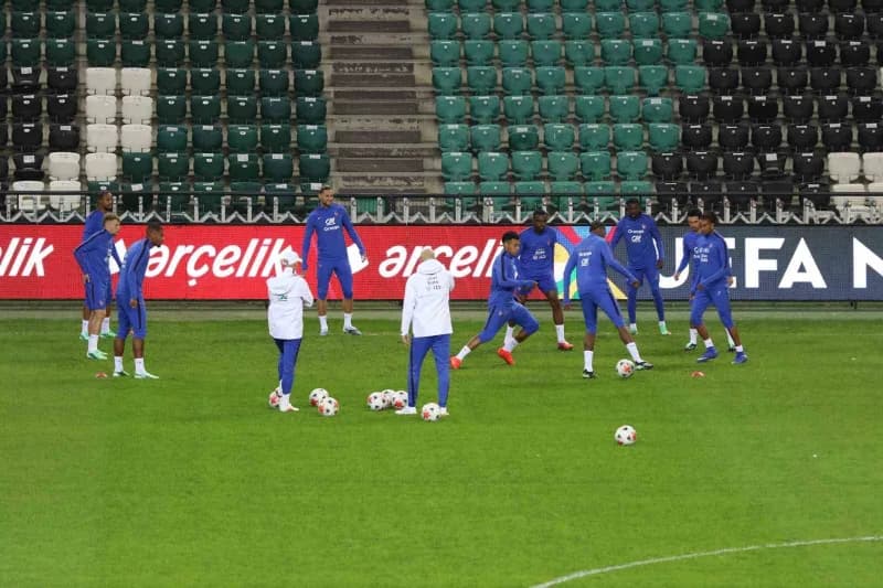 UEFA Uluslar a Ligi 1. Grup ilk maçında yarın a Milli Futbol Takımı ile karşılaşacak Fransa Milli Takımı, maç öncesi son