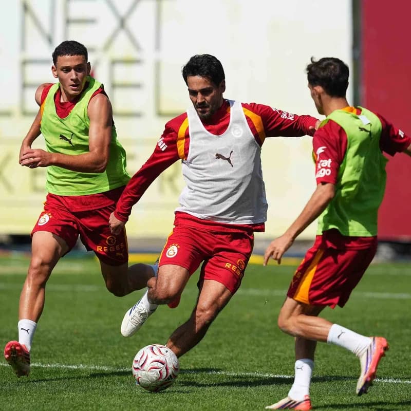 Galatasaray, Trendyol Süper Lig’in 7. Haftasında Kasımpaşa ile oynayacağı maçın hazırlıklarını bugün yaptığı antrenmanla