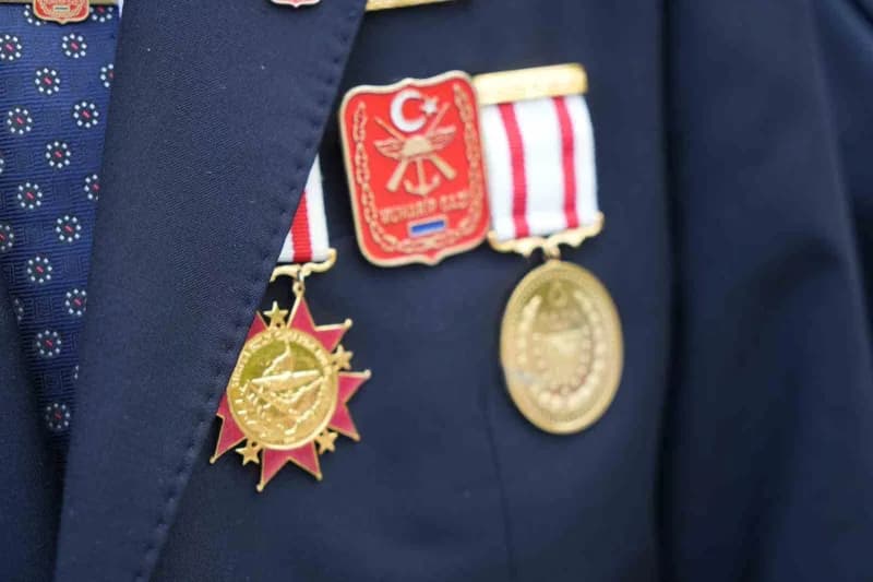 19 Eylül Gaziler Günü Anma Programı Samsun'da Atatürk Anıtı'na çelenk sunumu ile başladı.