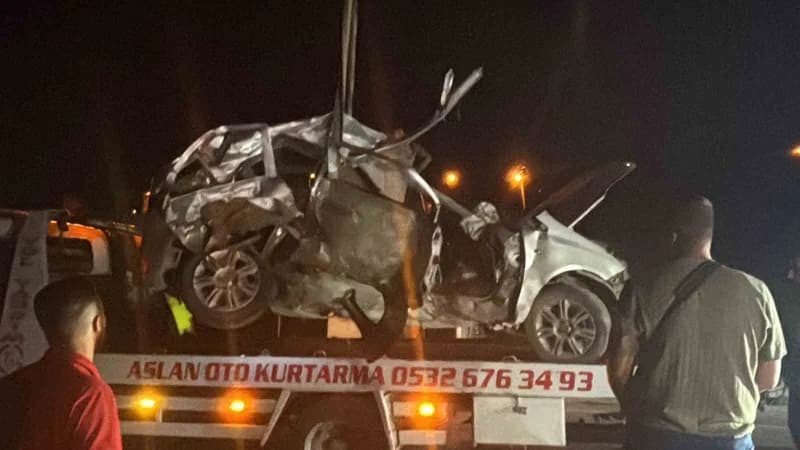 Gaziantep'te 7 kişinin öldüğü Kazada araçlar yoldan kaldırıldı