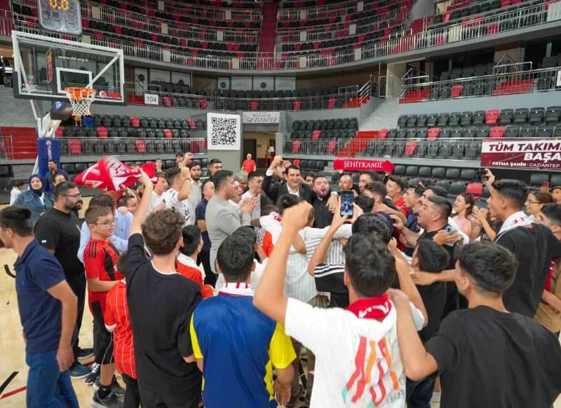 Gaziantep Basketbol, evindeki ilk maçtan galibiyetle ayrıldı