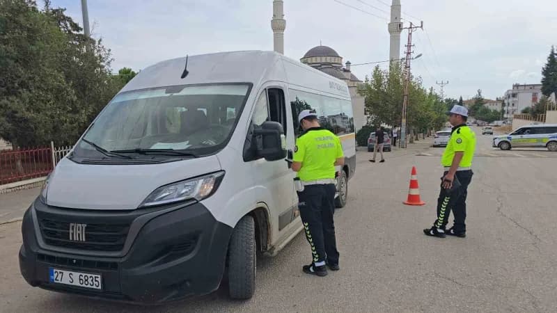 Gaziantep'te okul çevrelerinde asayiş uygulaması yapıldı