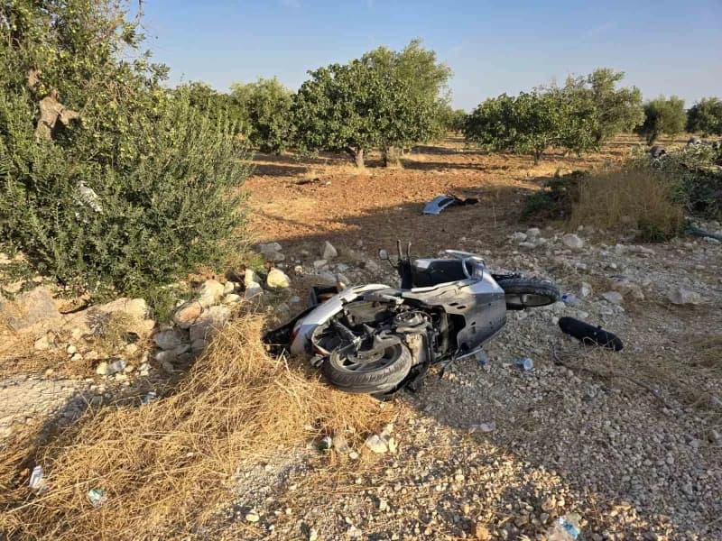 Gaziantep’te motosikletle çarpışan otomobil fıstık tarlasına uçtu: 1 ölü, 7 yaralı