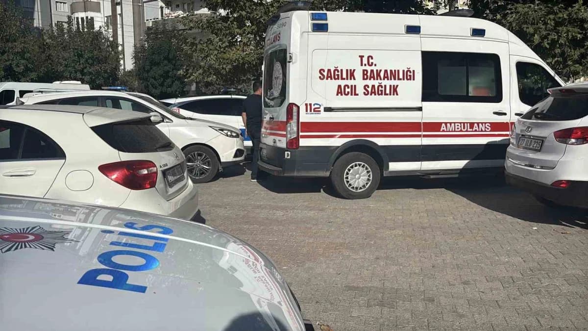 Gaziantep’te bir şahıs, evde tartıştığı arkadaşını öldürüp intihar etti
