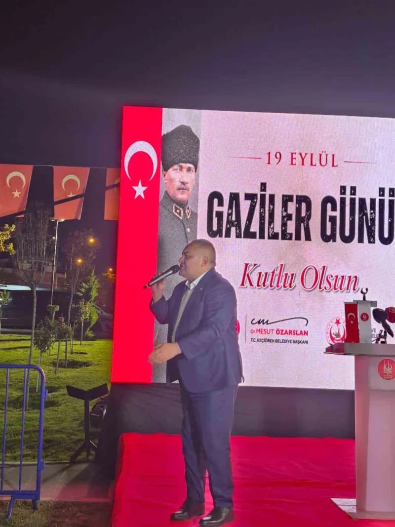 İçişleri Bakan Yardımcısı Bülent Turan, "Biz gaziliği sadece bireysel olarak değil, tüm bir millet olarak, tüm bir insan