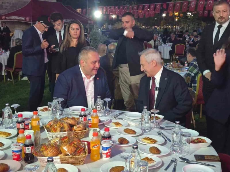 İçişleri Bakan Yardımcısı Bülent Turan, "Biz gaziliği sadece bireysel olarak değil, tüm bir millet olarak, tüm bir insan